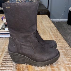 Fly London Wedge Bootie 39 8 8.5